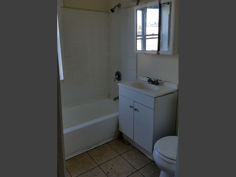 Interior bathroom view of 6714 S Ada, Chicago section 8 investment property for sale